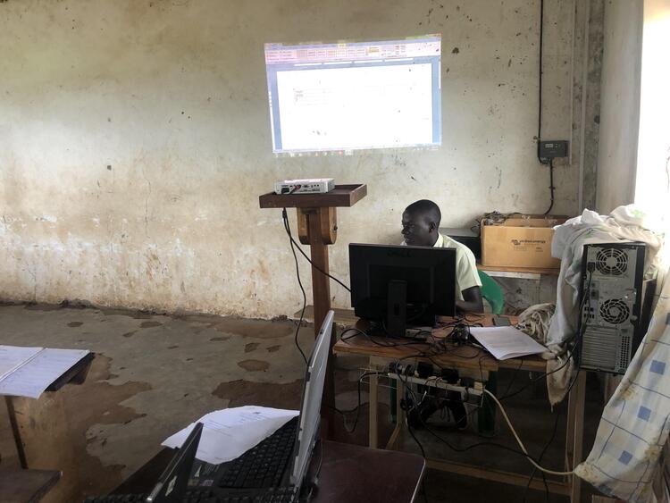 A student in Kasiiso SS demonstrating during a practical lesson